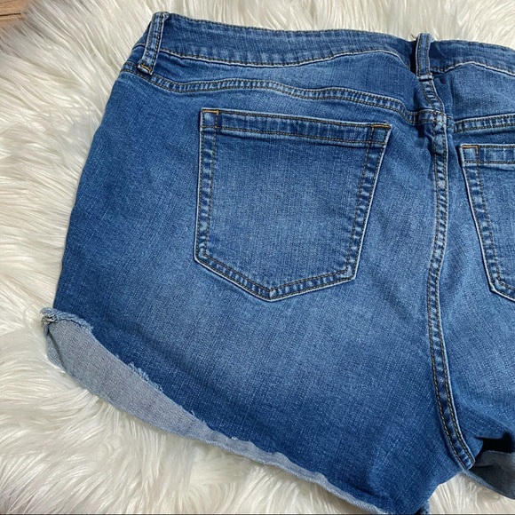 Torrid High Rise Distressed Jean Shorts - Picture 14 of 16